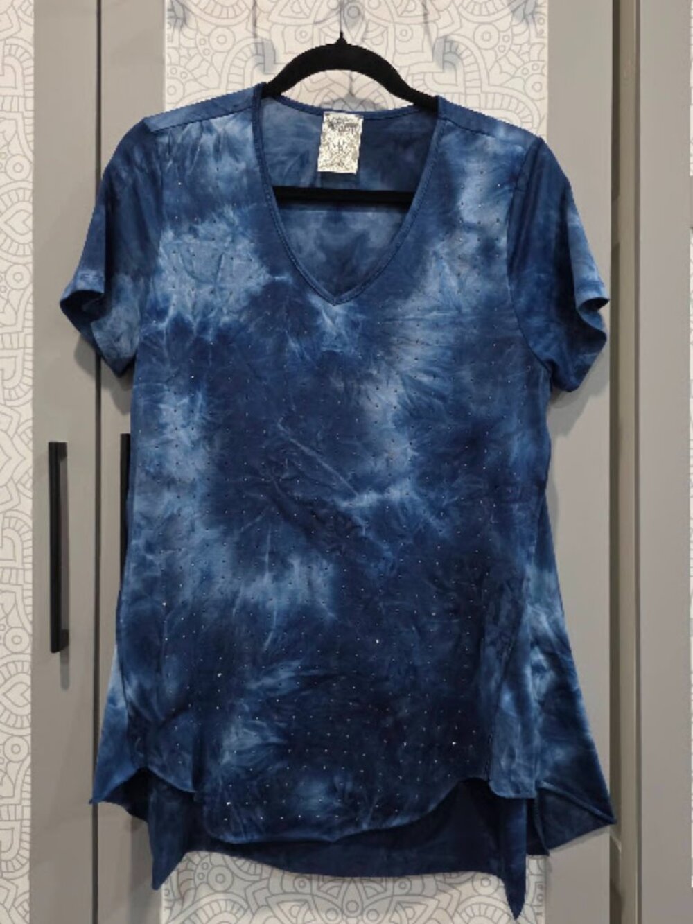Ladies Vocal Blue Distressed V-Neck Top with Bling, Size Medium